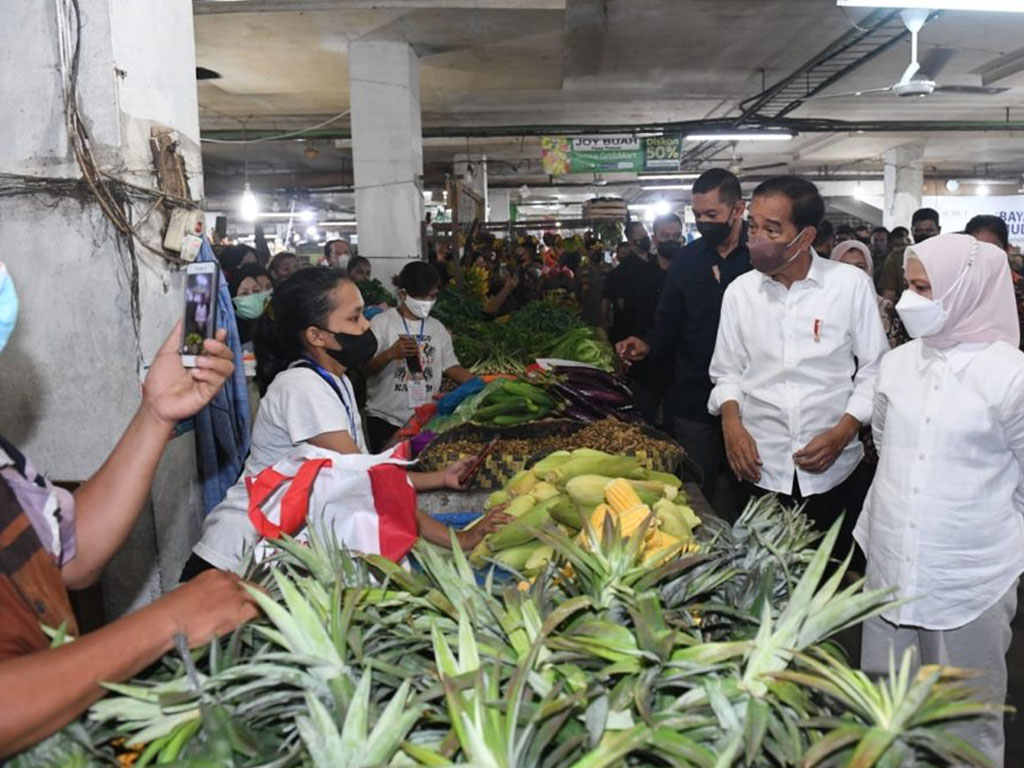 Pengalaman Pengunjung yang dipantau oleh Smart Environment