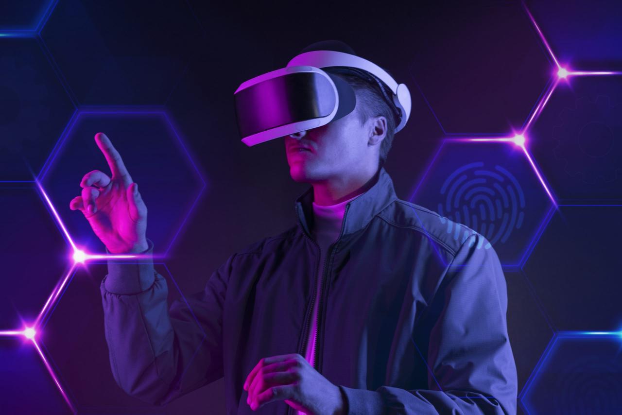 Mengoptimalkan Potensi Virtual Reality (VR) dalam Sarana Pembelajaran Mandiri untuk Smart Education