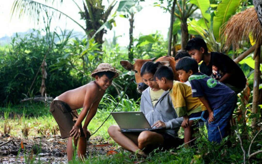 Desa Kuningan yang Terintegrasi: Masyarakat Digital sebagai Penghubung