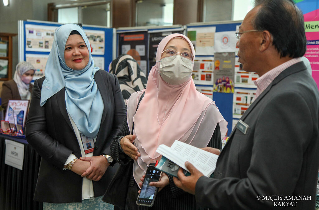 E-Perizinan Desa: Mempercepat Proses Perizinan untuk Kemajuan Desa