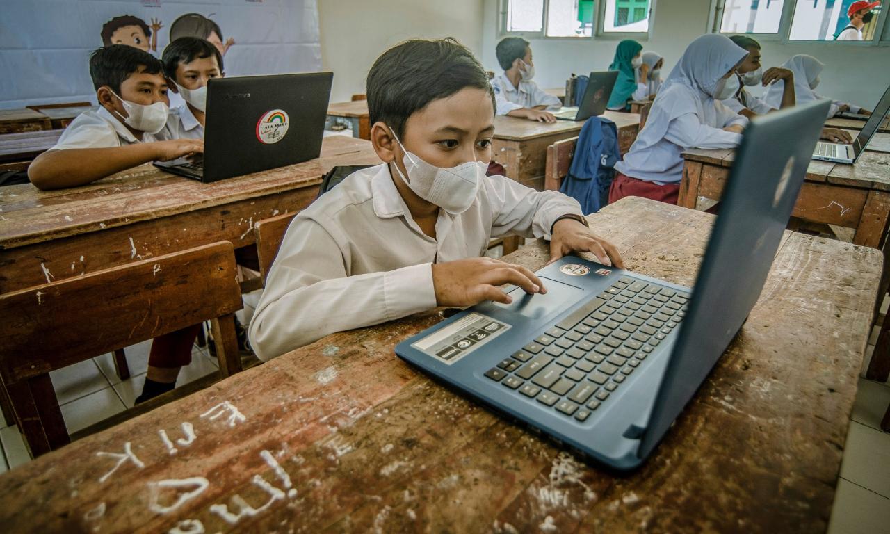 Menghadirkan Administrasi Pendidikan yang Adaptif dengan Digitalisasi