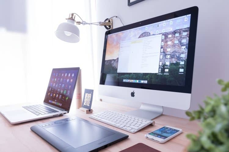 Meningkatkan Responsif Mobile: Bagaimana Domain Khusus Memastikan Situs Terlihat Baik di Perangkat Seluler